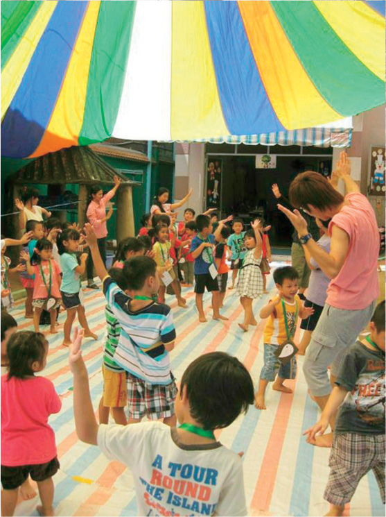11/17 「ともだち幼稚園」 2013年度の新入園説明会