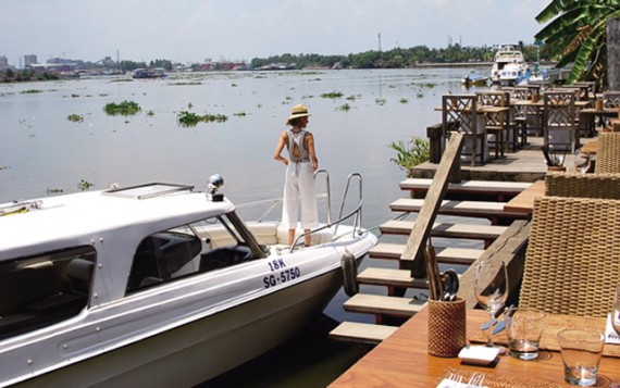 arrive by boat.