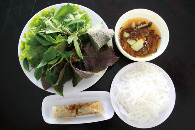 男のローカルひとり飯／第17 回 ブンチャー・気分チャチャ♪ ベトナムスケッチ「Vietnam Sketch